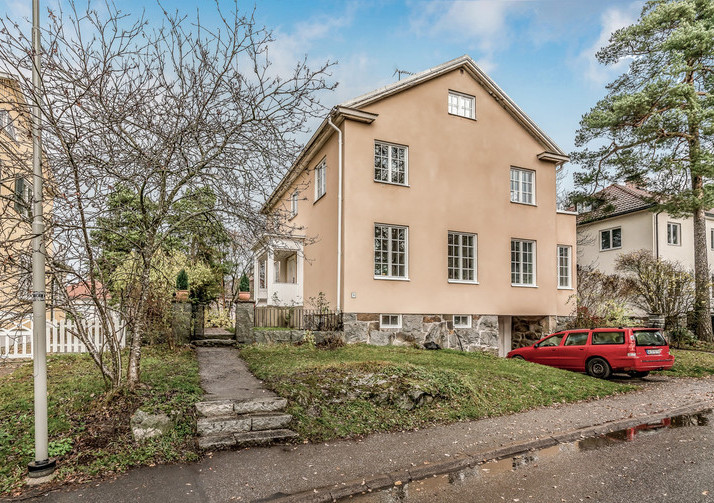 fasadputs villa balkongrenovering stora mossen bromma stockholm